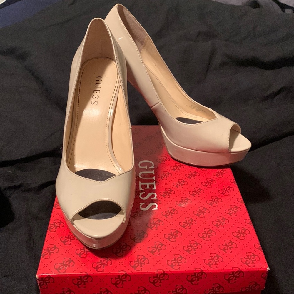 GUESS Nude Peep Toe Pumps